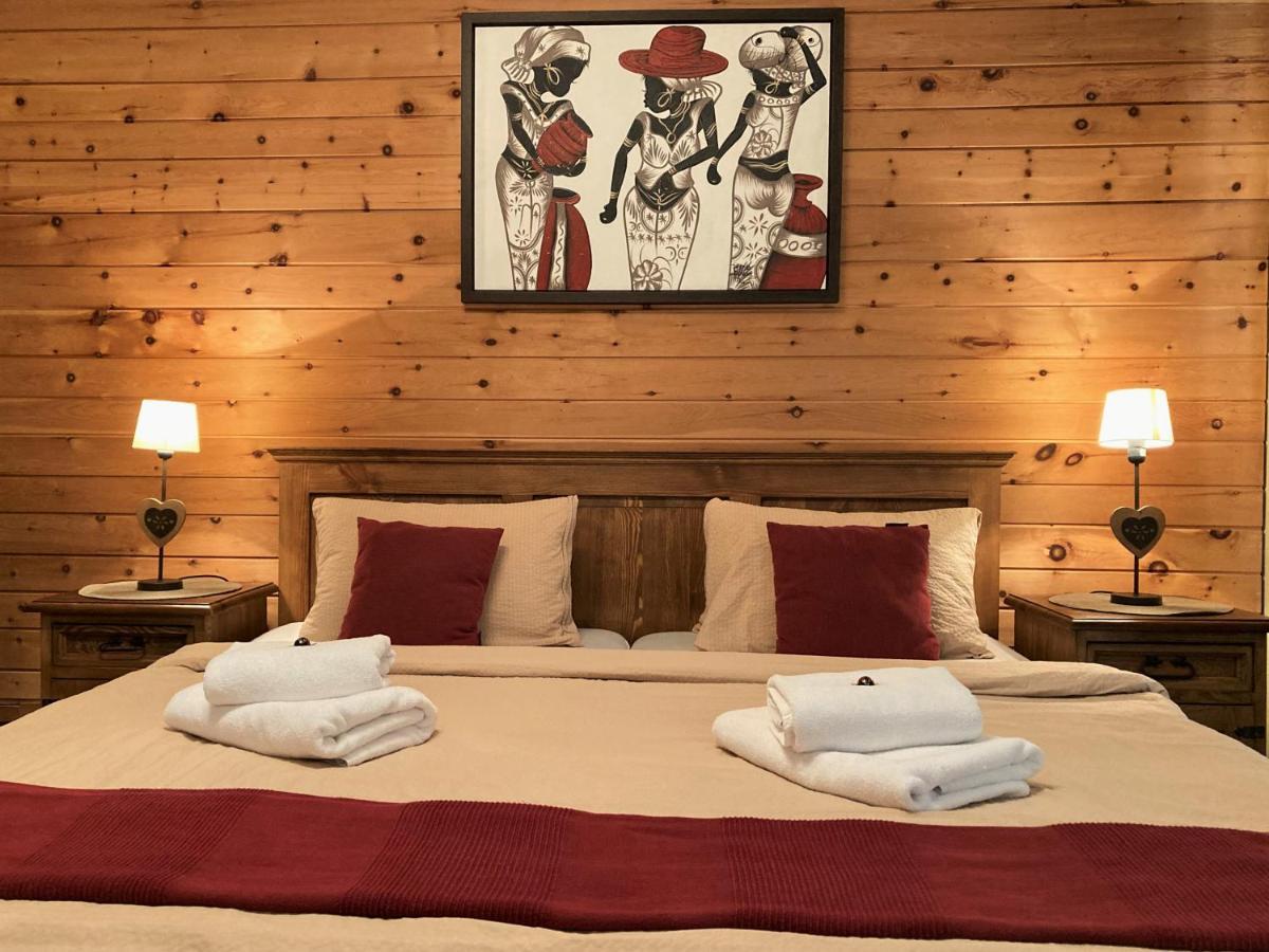 Haus Treffer Hotel เคิร์ชดอร์ฟ อิน ทิโรล ภายนอก รูปภาพ