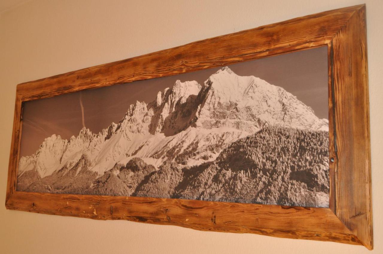 Haus Treffer Hotel เคิร์ชดอร์ฟ อิน ทิโรล ภายนอก รูปภาพ